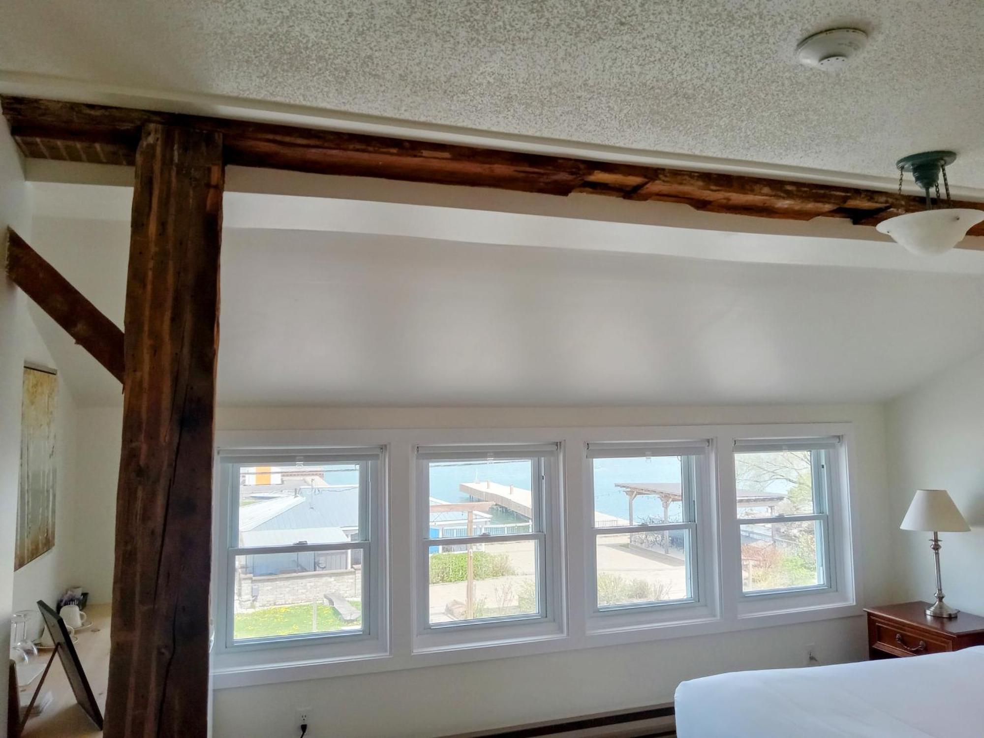 Hotel Wolfe Island Marysville Esterno foto