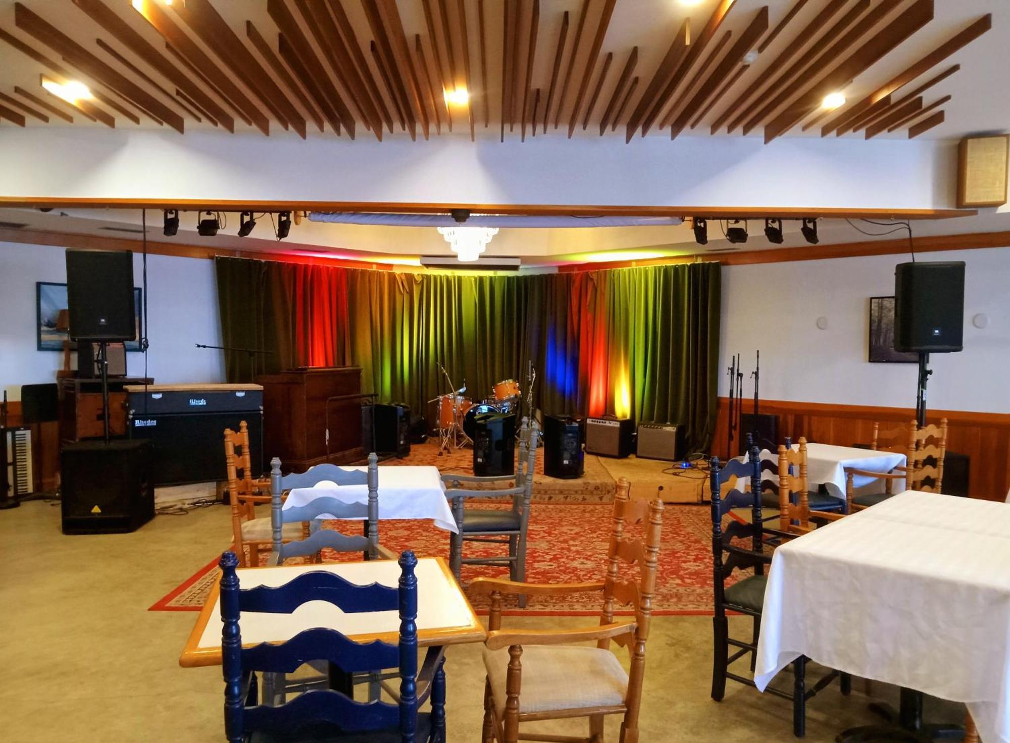 Hotel Wolfe Island Marysville Esterno foto